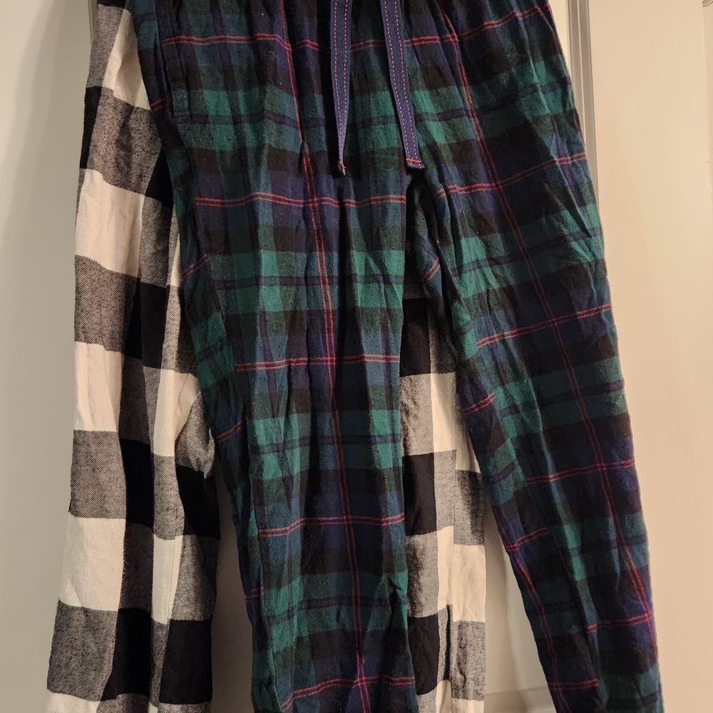 Old Navy Plaid Pajama Pants - Green and Black